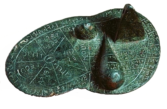 Modello di fegato etrusco in bronzo, ritrovato nel territorio piacentino. Era uno degli strumenti per i riti dei sacerdoti indovini: i nomi delle divinità rispondono alle diverse parti dell'organo. Museo civico, Piacenza