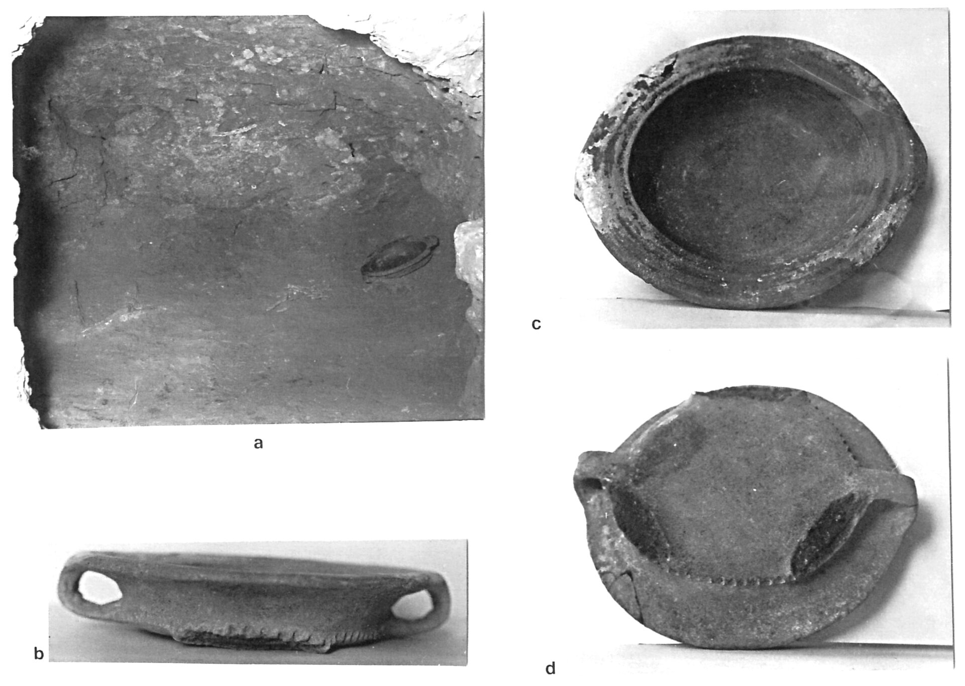  Fig. 1 Cagliari, Tomba I di via Basilicata: particolare della cella est (v. Tav. 3), con affioramento dell'inumazione singola, in posizione contratta, corredata presso il capo da una scodella tripoide con piedi troncati all'imposta sul fondo piatto per verosimili motivi rituali. (foto E. Atzeni).