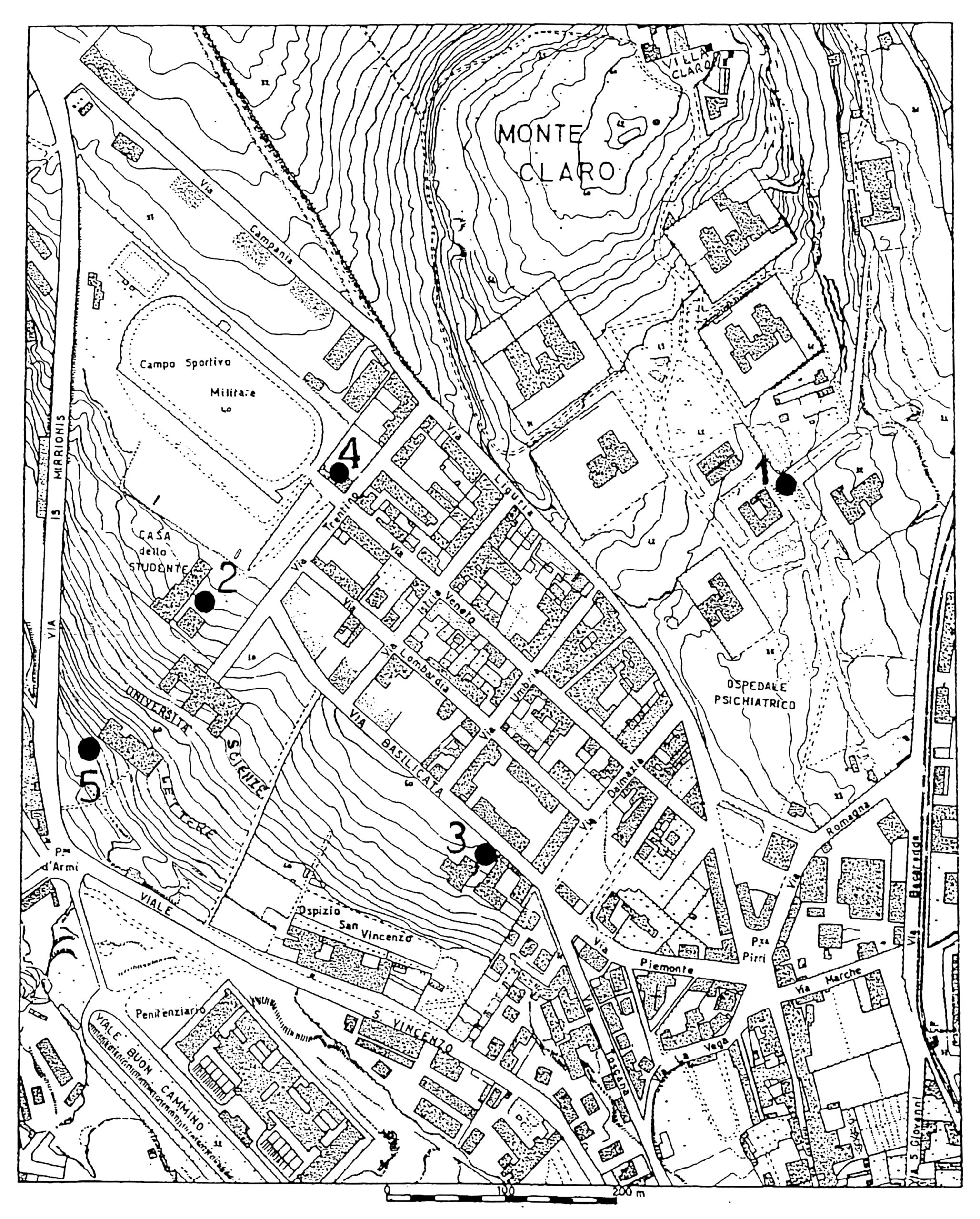 Tav. 2 Cagliari. Planimetria generale dell'area dei ritrovamenti di cultura Monte Claro, sul colle e nei contigui rioni di La Vega e Sa Duchessa: 1, Tomba del Nosocomio; 2, Sepolcreto della Casa dello Studente; 3, Sepolcreto di via Basilicata; 4, Tombe di via Trentino; 5, Sacche archeologiche dell'insediamento riaffiorante presso la Facoltà di Lettere, forse una propaggine dello scomparso villaggio del Monte della Pace - Is Mirrionis (dal Foglio 10 del Comune di Cagliari, 1965, modificato).